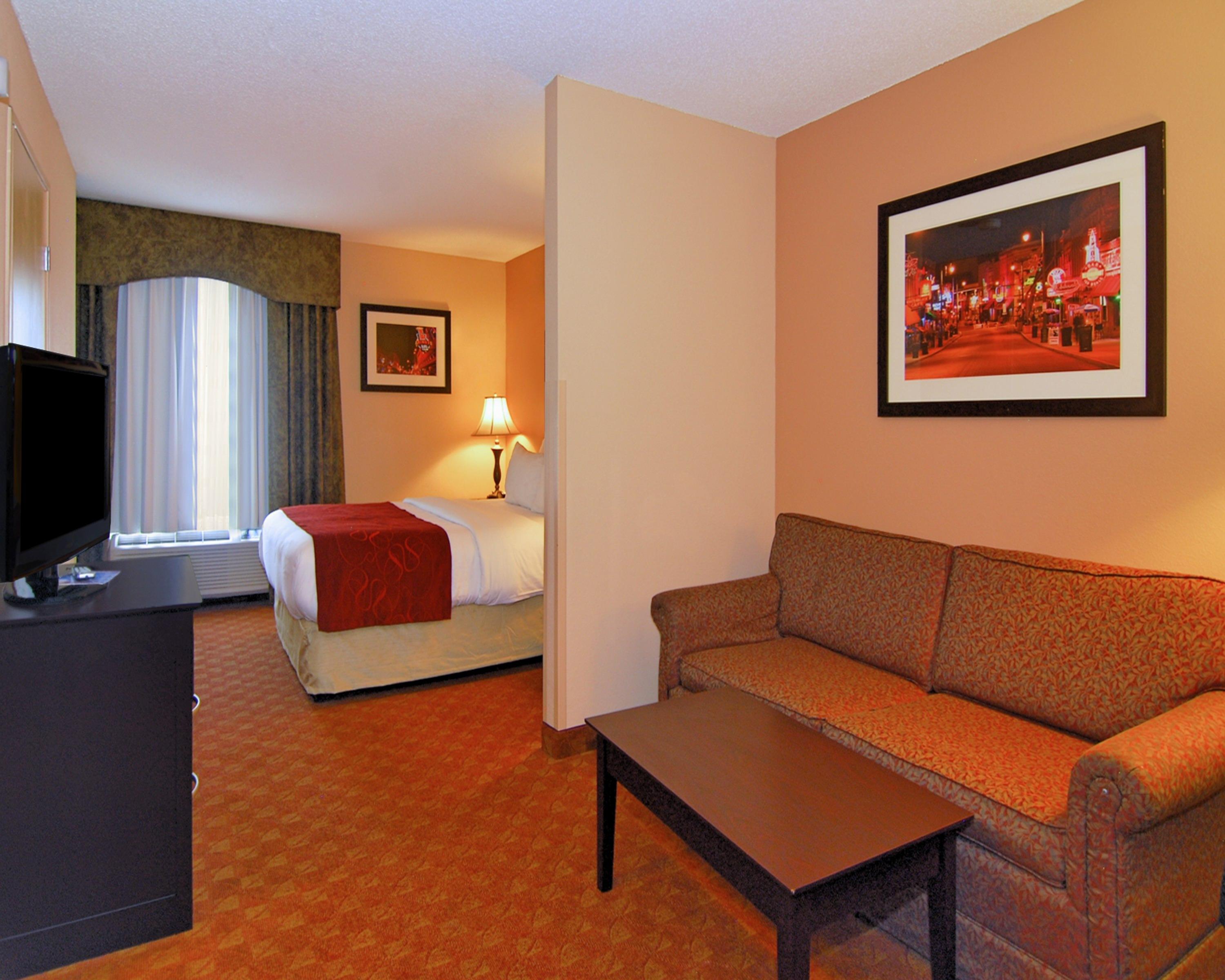 La Quinta Inn & Suites By Wyndham Memphis I-240 Extérieur photo