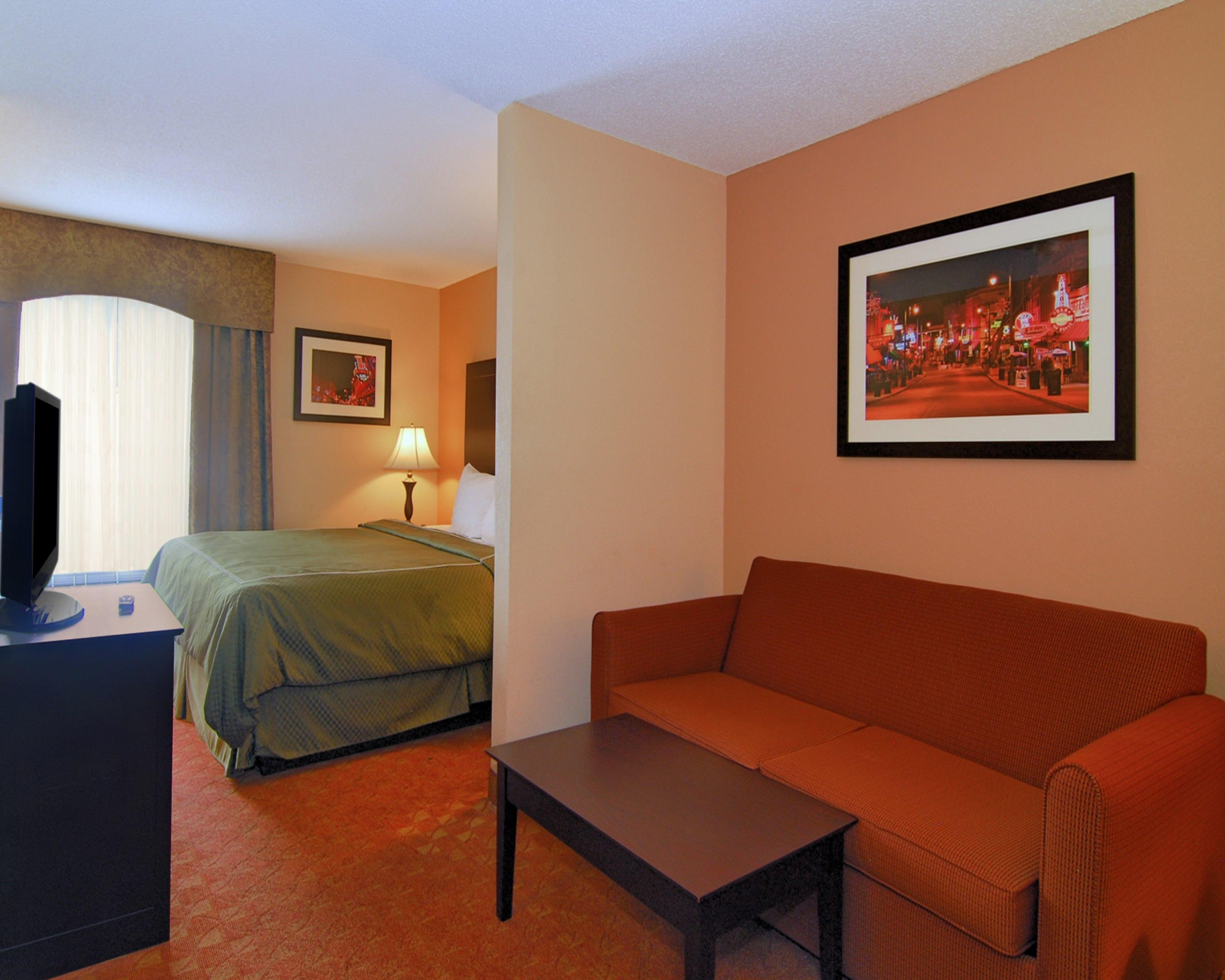La Quinta Inn & Suites By Wyndham Memphis I-240 Extérieur photo