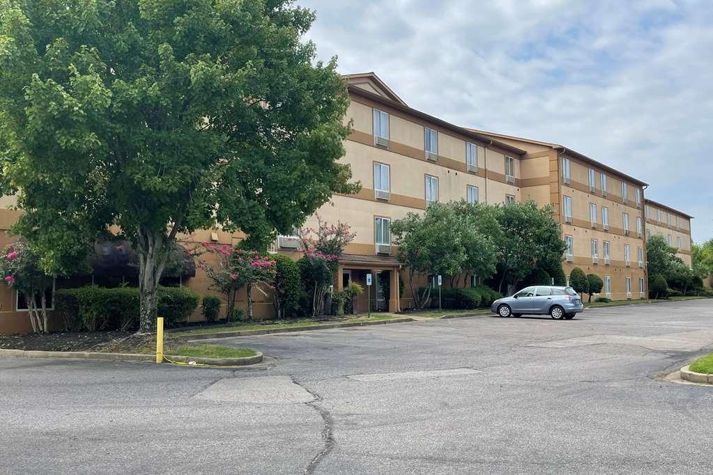 La Quinta Inn & Suites By Wyndham Memphis I-240 Extérieur photo