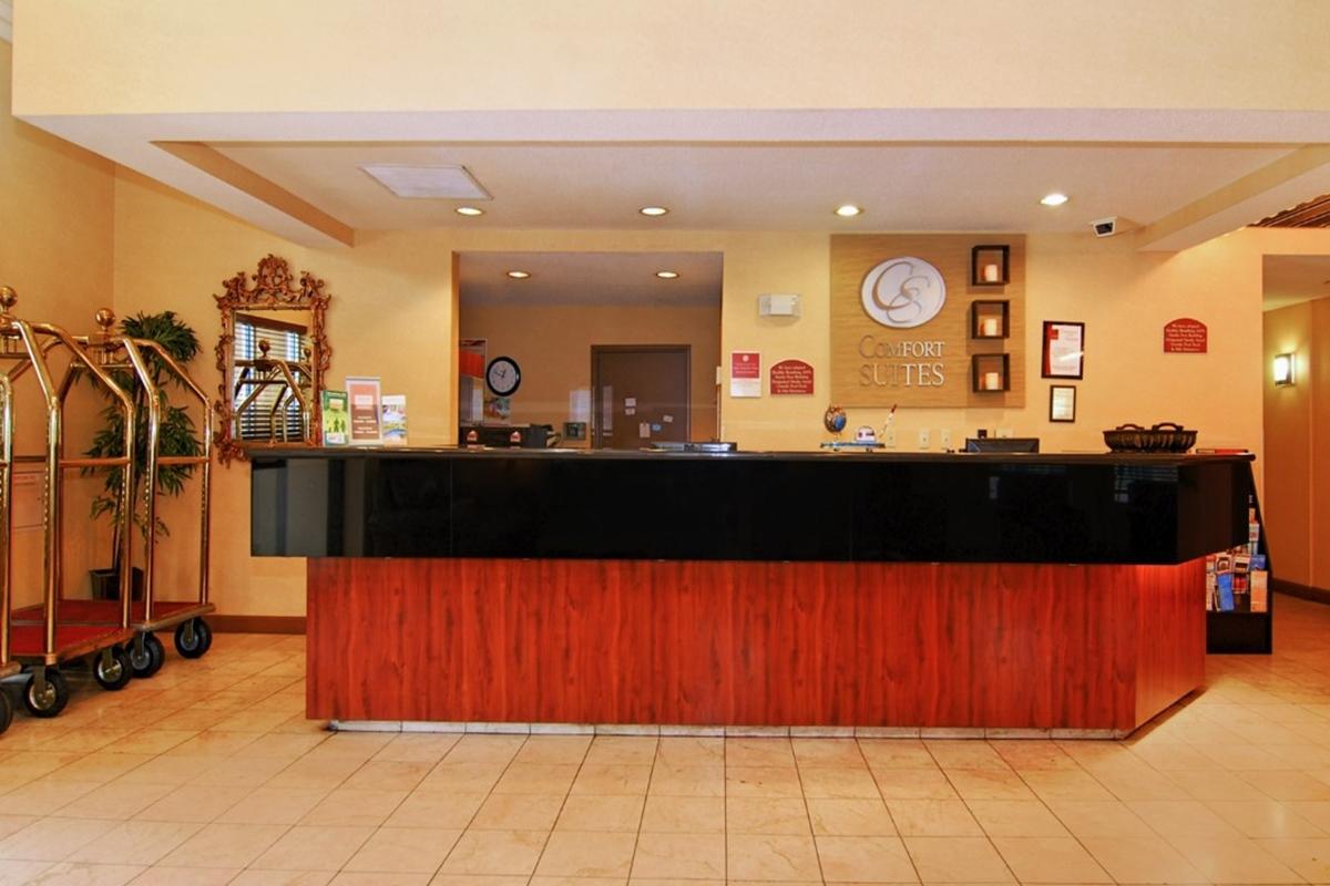 La Quinta Inn & Suites By Wyndham Memphis I-240 Extérieur photo