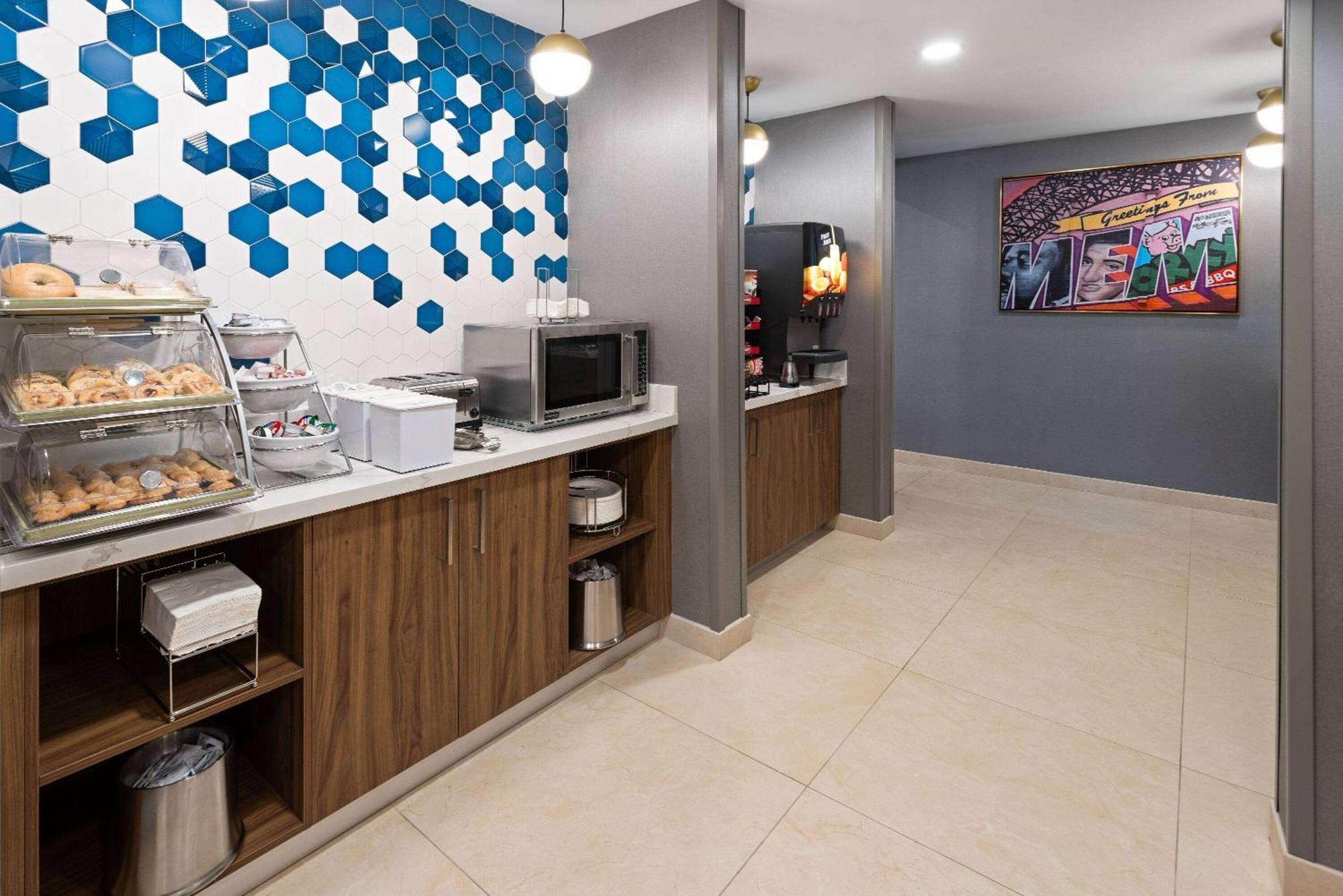 La Quinta Inn & Suites By Wyndham Memphis I-240 Extérieur photo
