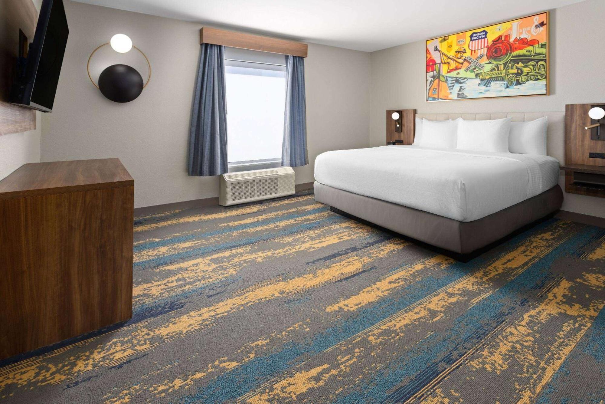 La Quinta Inn & Suites By Wyndham Memphis I-240 Extérieur photo